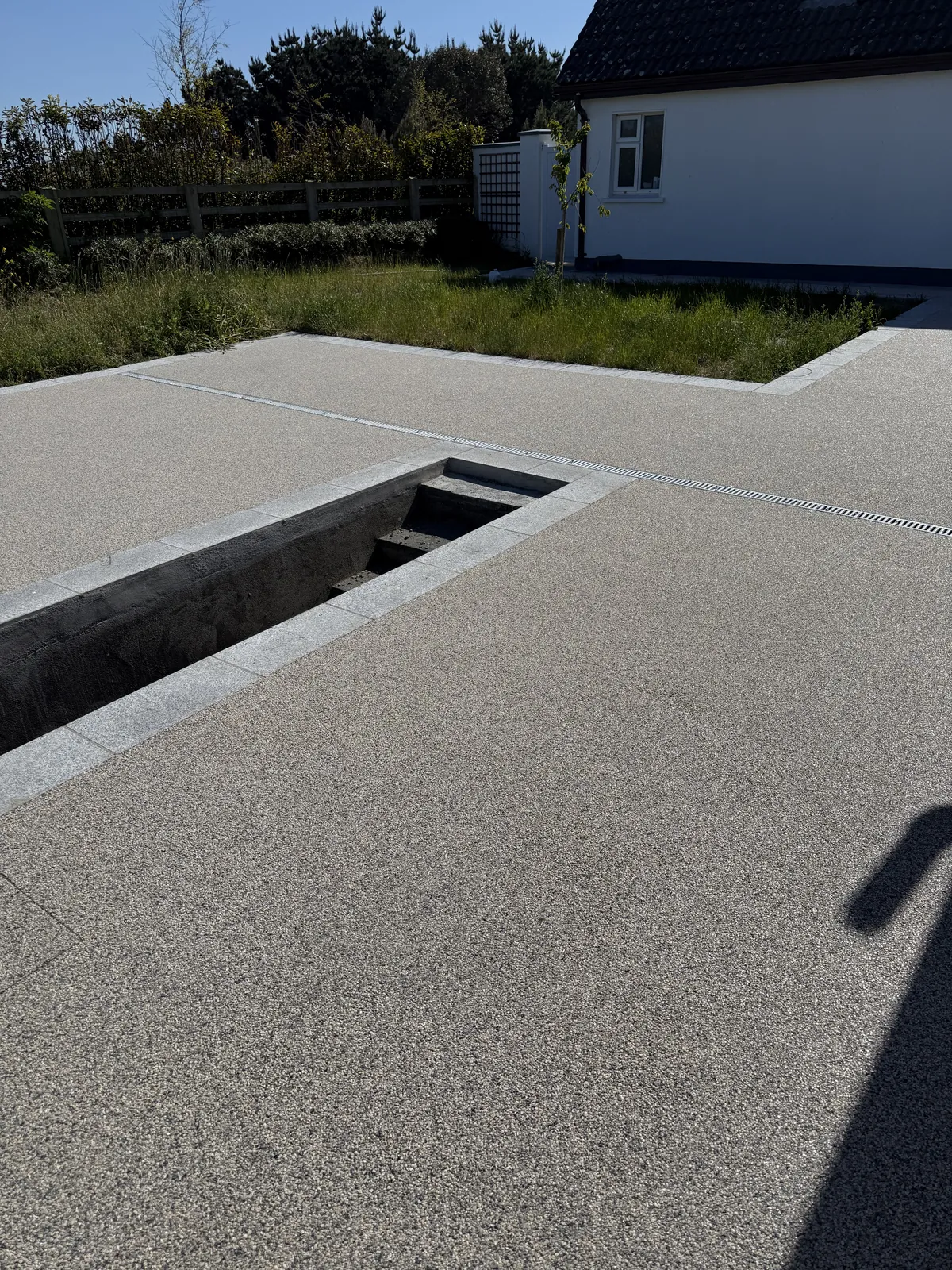 Resin-bound patio finish, past project example